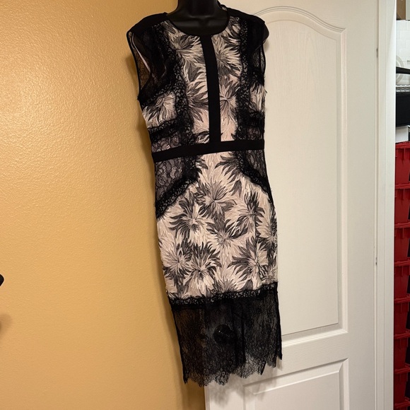 bcbg lace dress navy BCBGMaxAzria Cortney Gown UFO No More